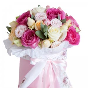 קופסת ורדים בשלל צבעים 743